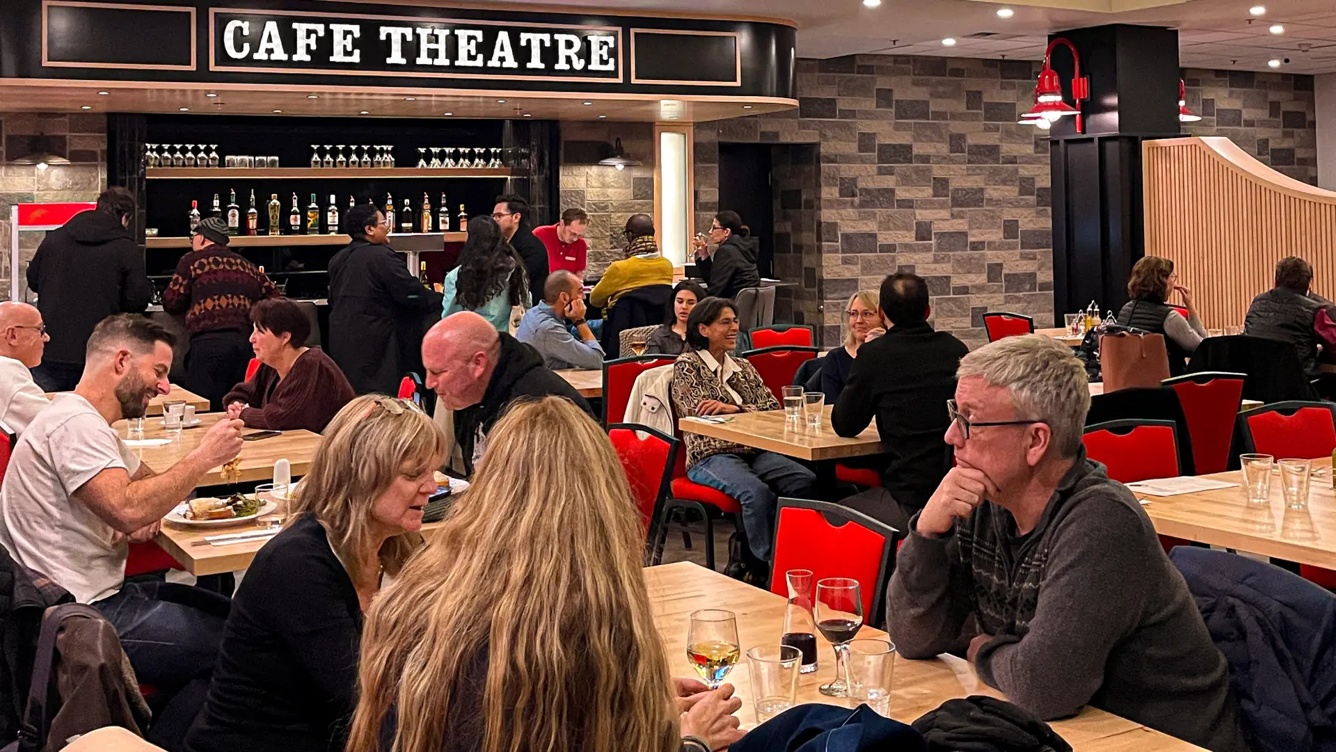 French restaurant Calgary - Café Théâtre